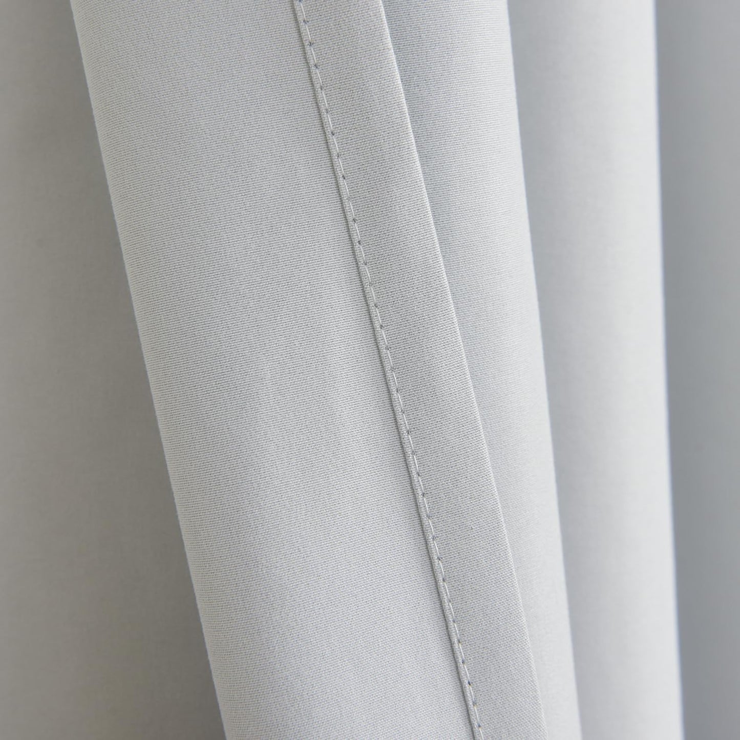 Blackout Curtains 2 Panel Set Thermal Insulated Textured Drapes with Grommet Top，Suitable for bedroom, living room