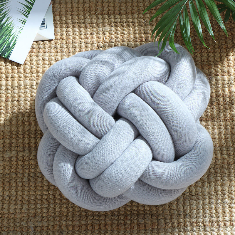 Knotted Square Throw Pillow Used for Bedroom Living Room